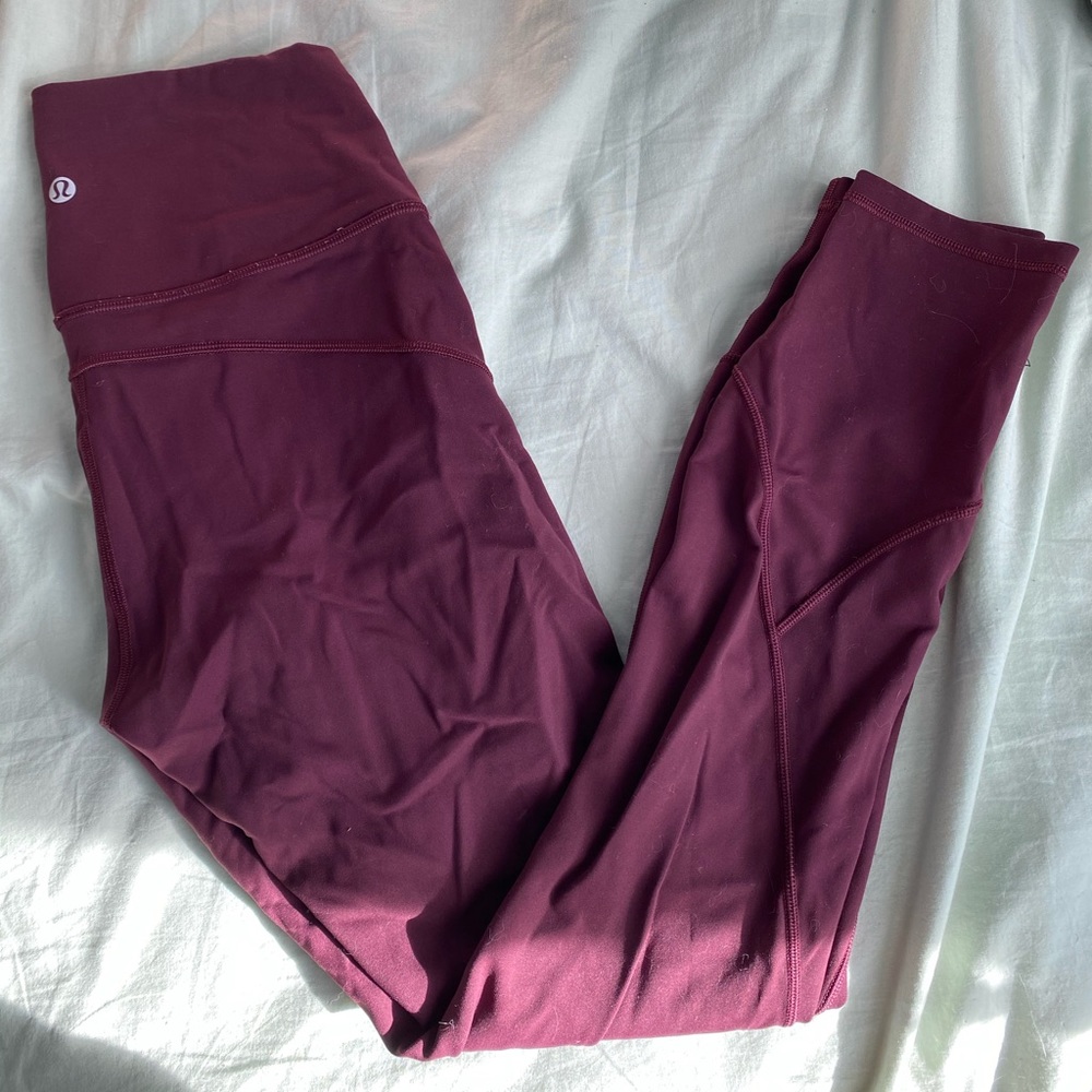 Lululemon In Movement size 6 25” leggings